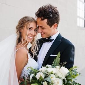 Meet your Posher, Elise